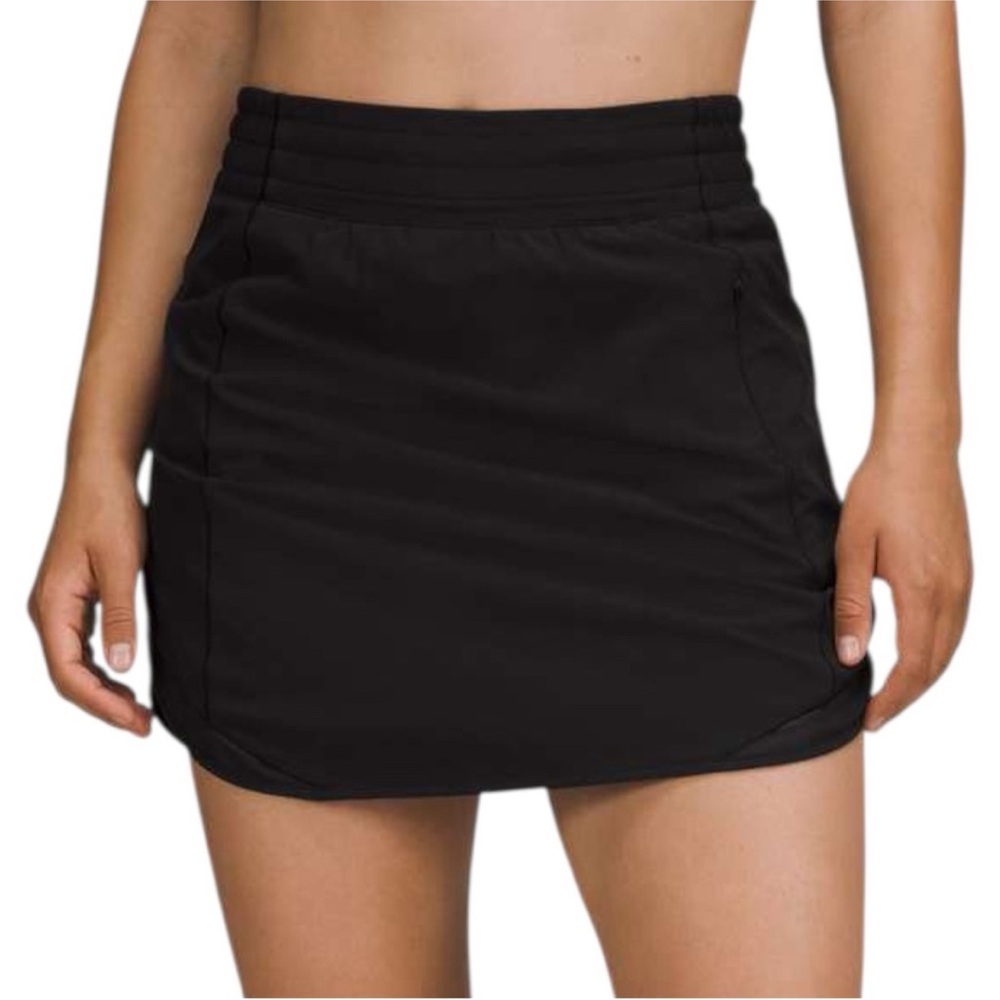 Lululemon Hotty Hot High-Rise Skirt